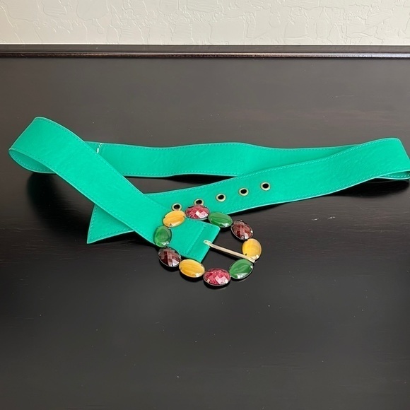 Pieces Verinda belt, multi color bejeweled buckle, green retro belt,43” length - Picture 4 of 16